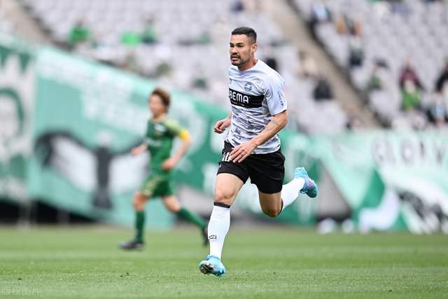 邮报：曼城希望填补罗德里的空缺